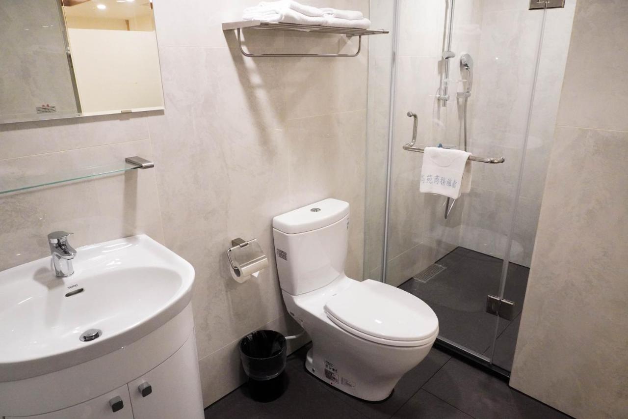 Kao Yuan Hotel - Zhong Zheng Taichung Extérieur photo